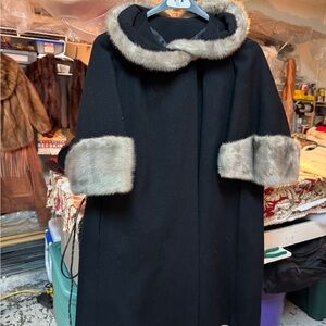 Elegant Black Cape with real  Fur Trim
